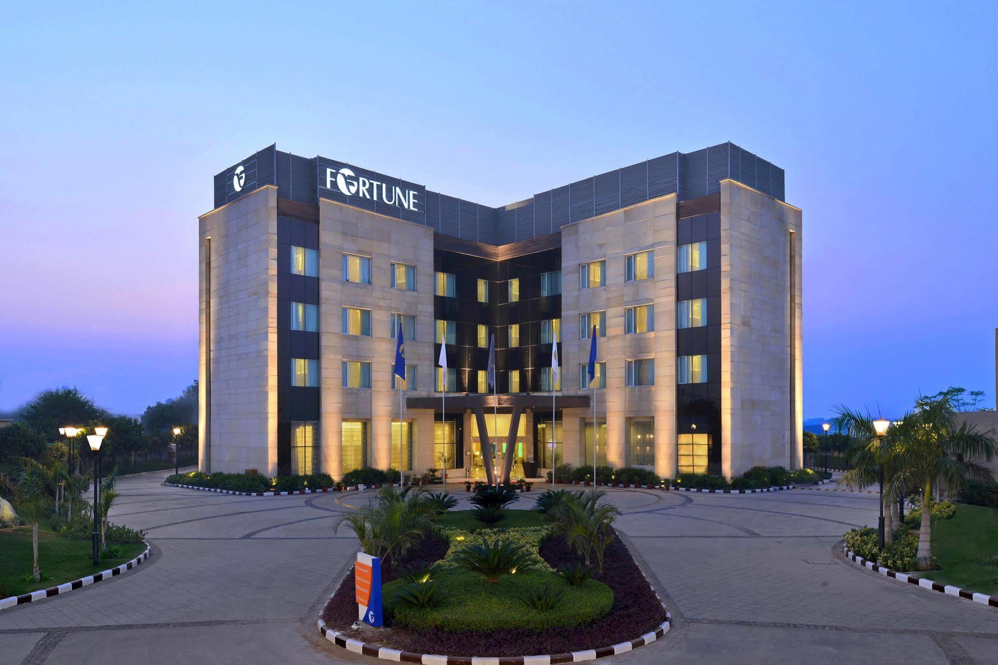 Fortune Park Orange, Sidhrawali, Gurugram - Member Itc Hotels' Group Bhiwadi Extérieur photo
